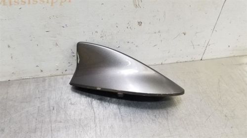 19 2019 lexus ls500 oem roof mounted shark fin antenna gray