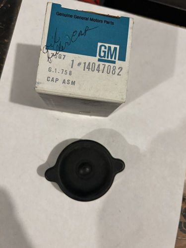 64 to 73 nos corvette camaro oil fill cap 14047082