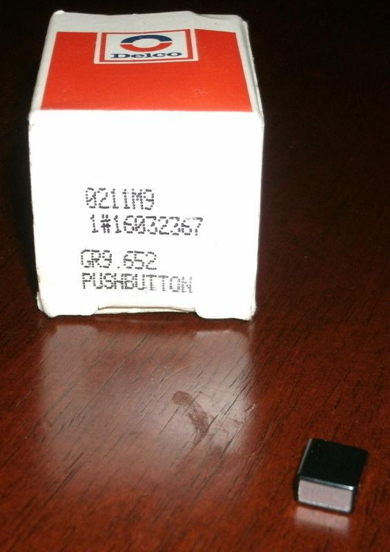 84-90 buick chevy oldsmobile pontiac geo radio stereo button knob new nos delco