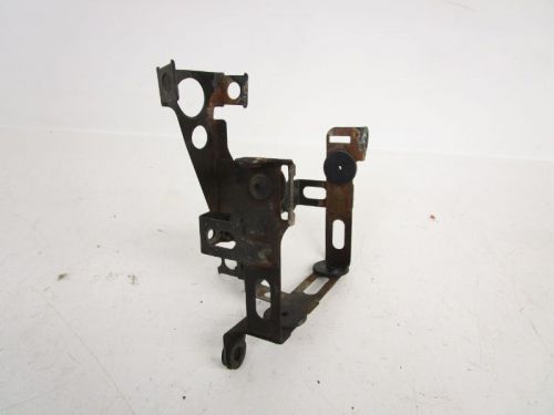 84 honda vt 500 c shadow  battery box holder 50325-mf5-770