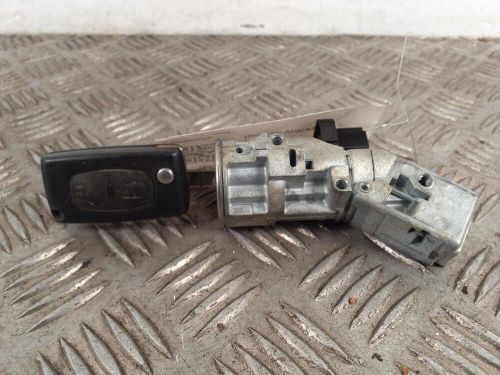 Citroen c3 picasso 2009-2013 ignition switch and key 1.4l petrol