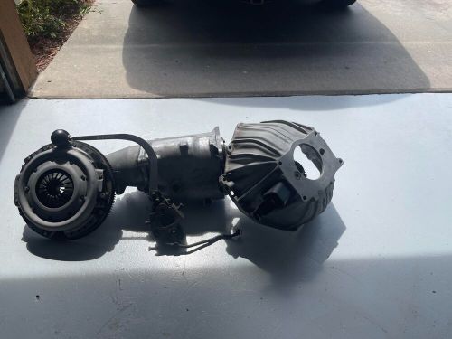 Gm super t 10 4 speed transmission with clutch, housing and gear shift level