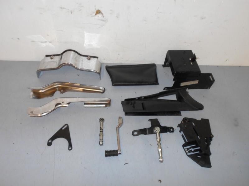 #1013 - 2003 03 harley touring ultra classic  misc parts & pieces