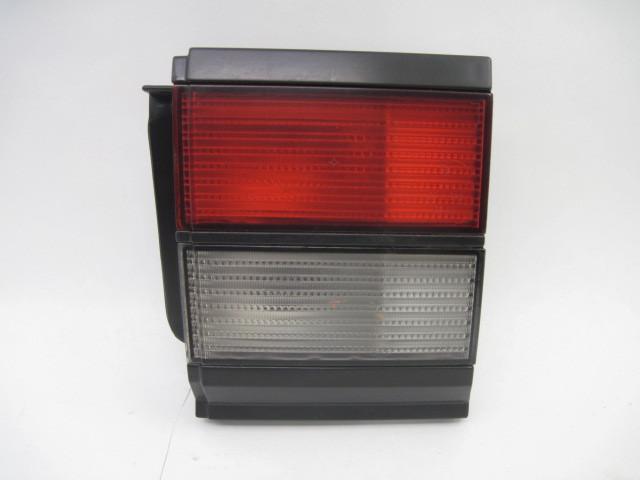 Tail light passat 1990 90 1991 91 1992 92 93 94 left