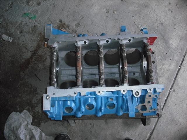 Sbf 4.6 dohc alumin block