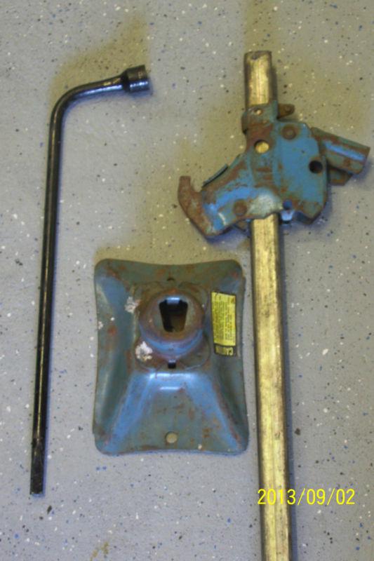 68-72 pontiac gto,lemans bumper jack