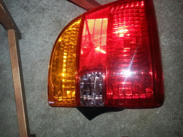 2000-2002 toyota celica tail lamp rear left oem lkq