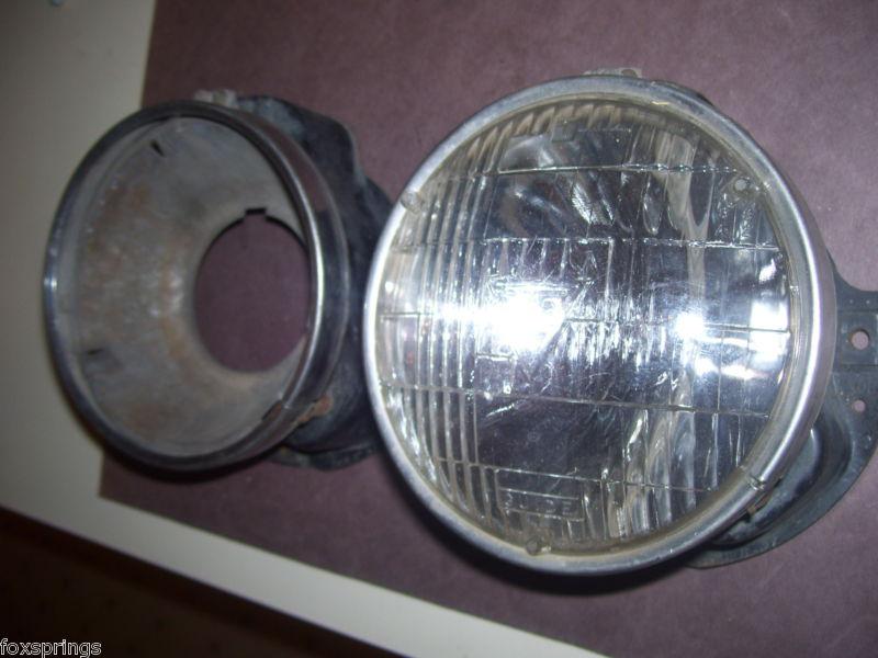 1964 olds cutlass headlight buckets  -  guide 3z   -  o64