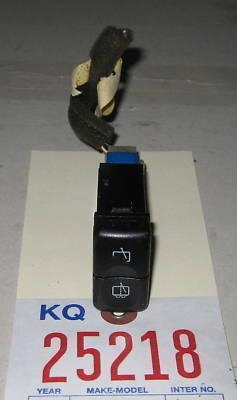 Kia 99 sportage rear window wiper switch black 1999