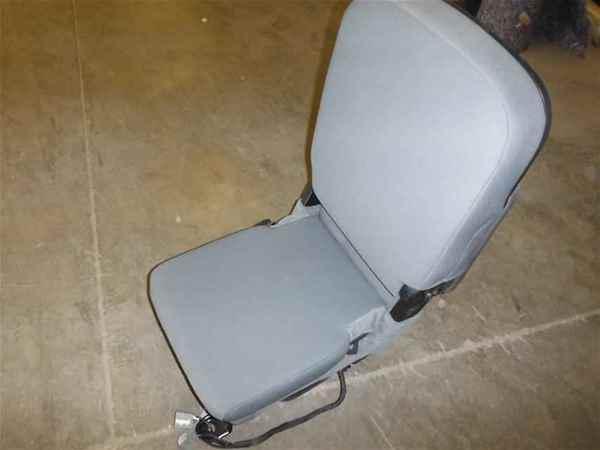 13 dodge ram 2500 oem center cloth folding seat console