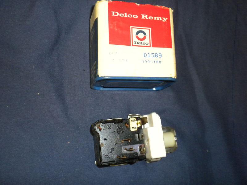 Nos delco remy 1995188  d 1589 headlight switch   new in box