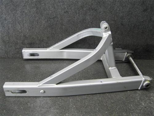 98 ducati 900 super sport swingarm 68c