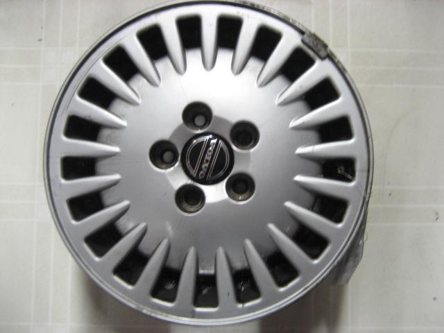 Wheel volvo 960 1995 96 97 15x6 alloy 21 spoke 37620