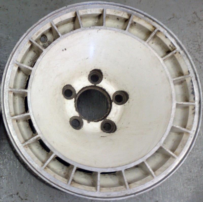 1981 trans am turbo 15" x 8" indy pace car white alloy mag rim