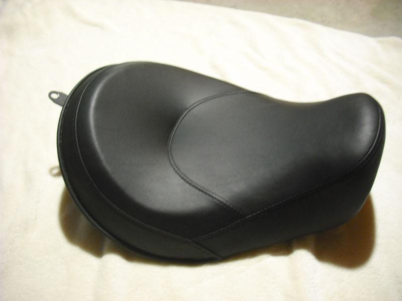  harley davidson dyna street bob stock solo seat 06-13 dyna models