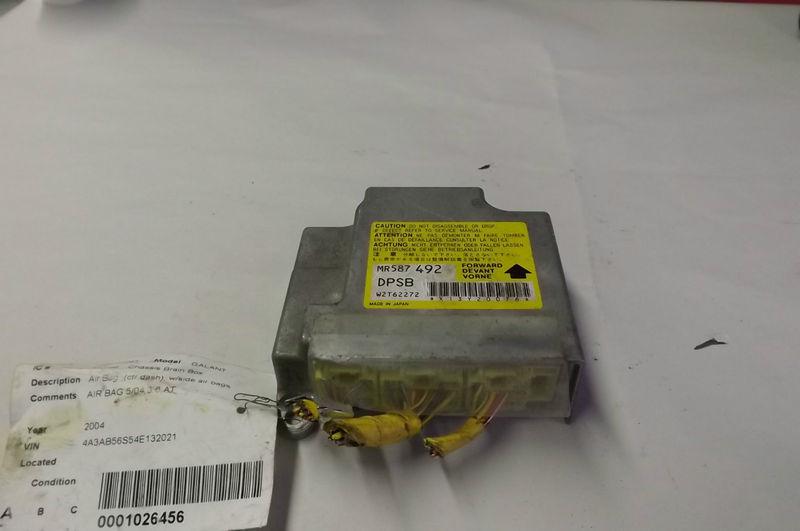 2004 mitsubishi galant 3.8l at airbag module mr587-492 oem