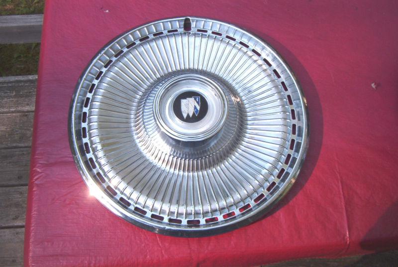 Oe 15 inch wheelcover # 1038, 1971-73 buick lesabre