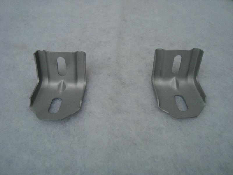 Mustang 5.0 upper bumper cover header panel brackets