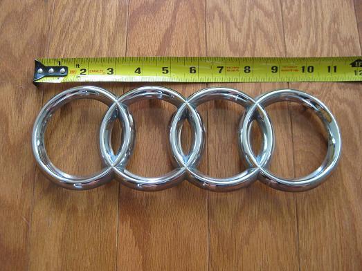 Audi oem front grille grill emblem 8d0853605