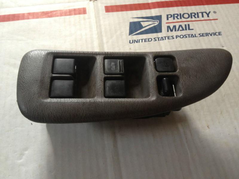 98 99 00 01 1998 1999 2000 nissan altima driver side master window switch tan