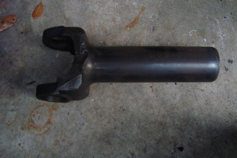 Chevy th350 used gm yoke long