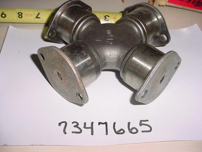 5 ton universal joint spicer 5-279 x, 7347665, 2520-00-734-7665 nos military sur