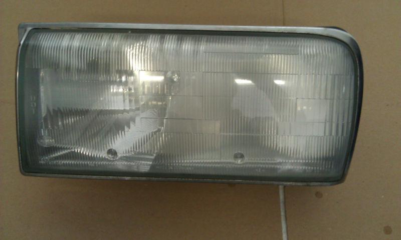 Jaguar xj6,xj12, vanden plas chassis xj40 front driver, left headlamp, headlight