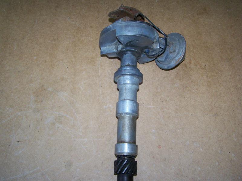 Oem delco-remy point type distributor for 1968 cadillac v8