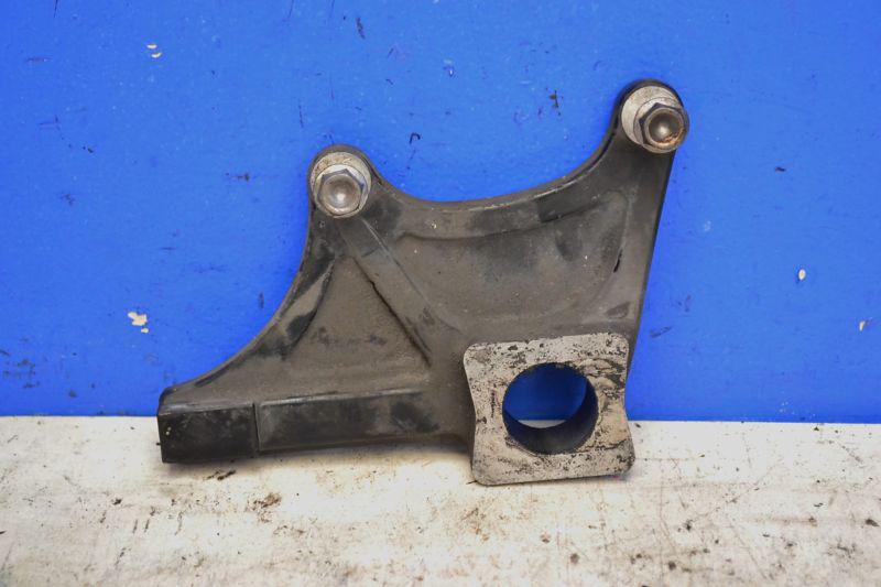 2004 04 suzuki gsxr 750 600 rear caliper bracket free shipping