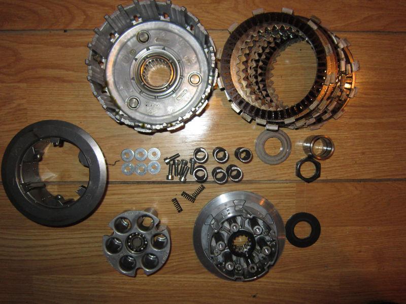 Ducati  oem complete wet clutch assembly 695  monster   (slipper)