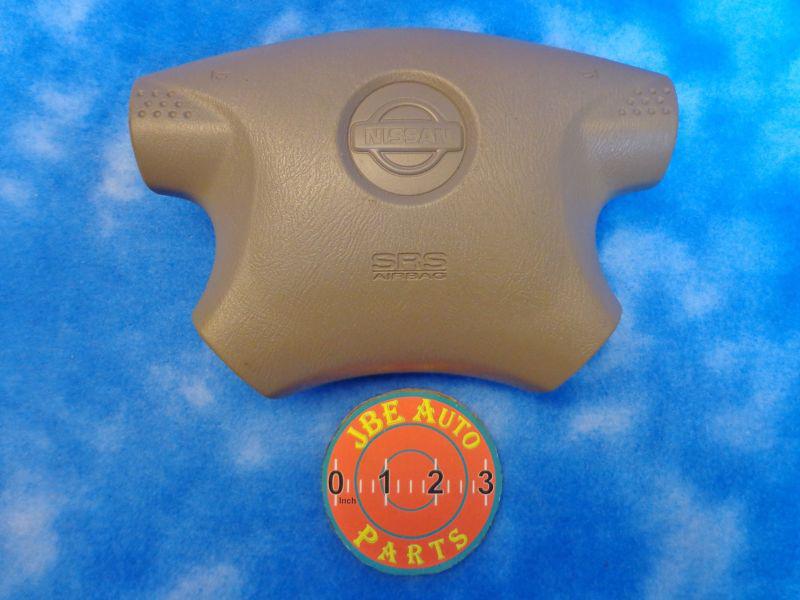 00-02 sentra driver wheel airbag w/ medium cover oem some marks 59b