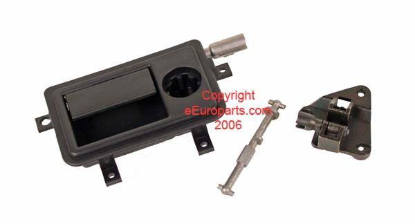 New genuine volvo glove box latch 6818224