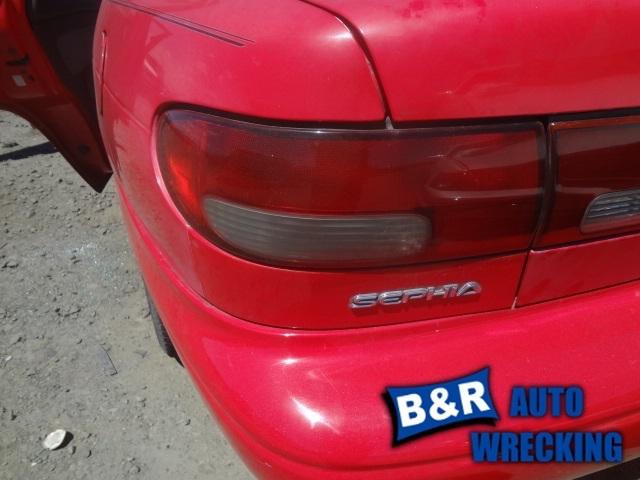 Left taillight for 95 96 97 sephia ~ from 11/94 4755627