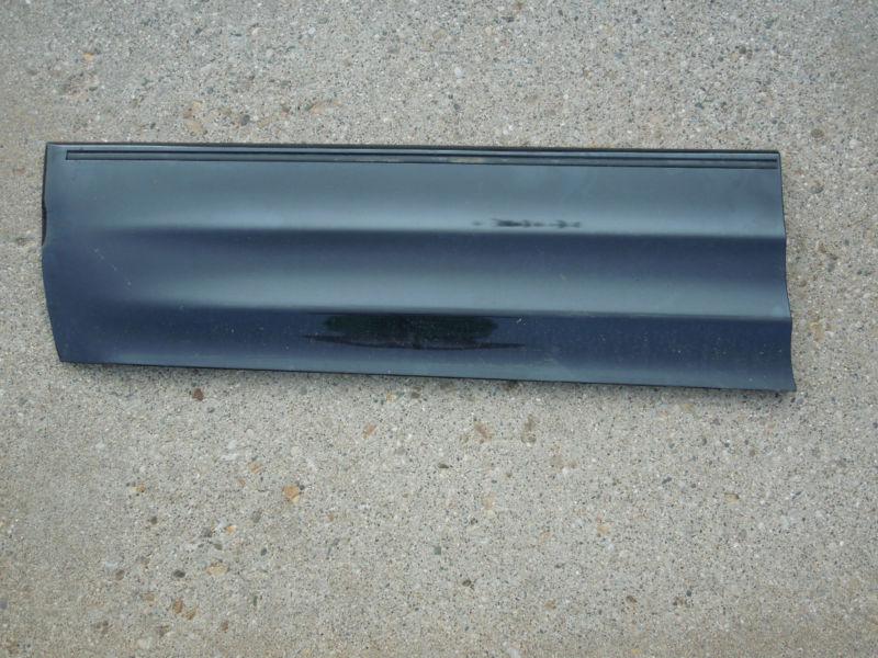 99 00 01 02 03 pontiac grand am 4 door driver left front door molding cladding