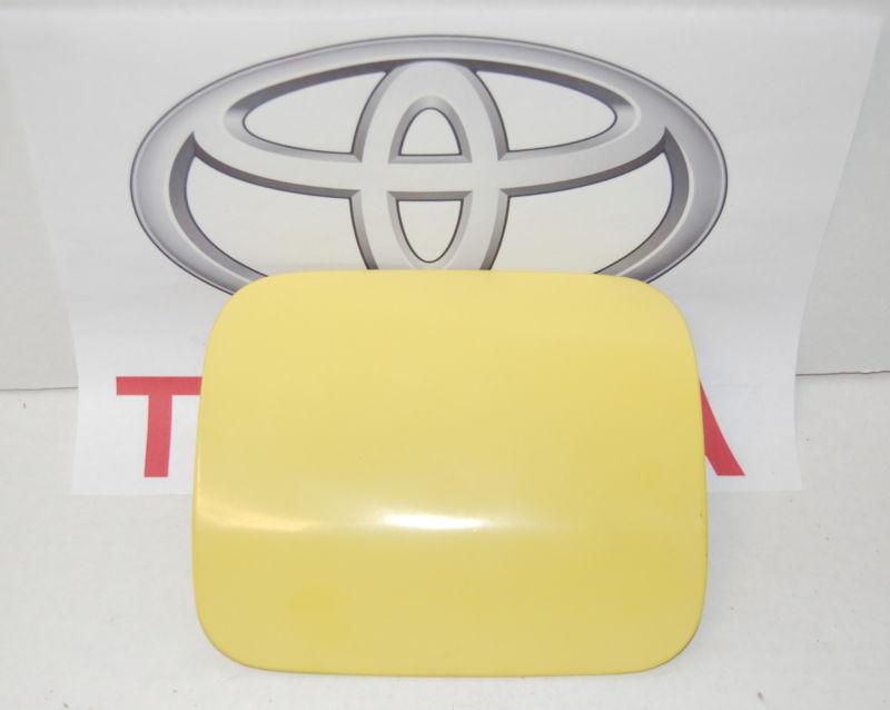 Toyota - 1991 92 93 94 95 mr-2 fuel filler door lid - yellow - rare find on ebay