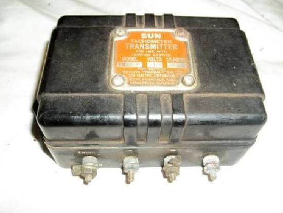 Vintage race car - hot rod sun tach transmitter-12volt 8cyl. - 60's