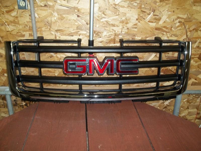 2007-2013 gmc sierra 1500 factory take-off grille genuine oem gm