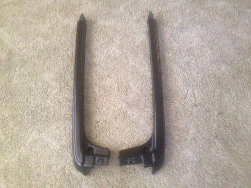 Geo chevy tracker rear side soft top trim 99 00 01 02 03 04