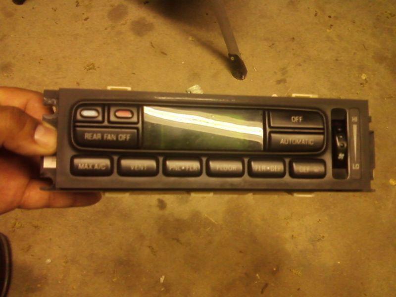 98-01 ford explorer /mountaineer digital a/c heater climate control xl2h19c933ab