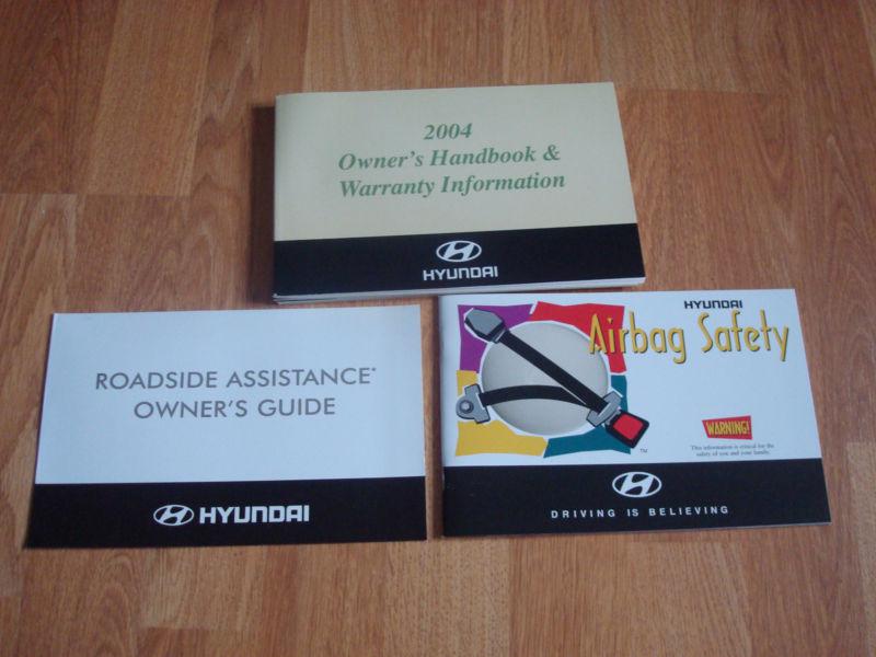 Hyundai elantra owners manual & accompanying books great condition