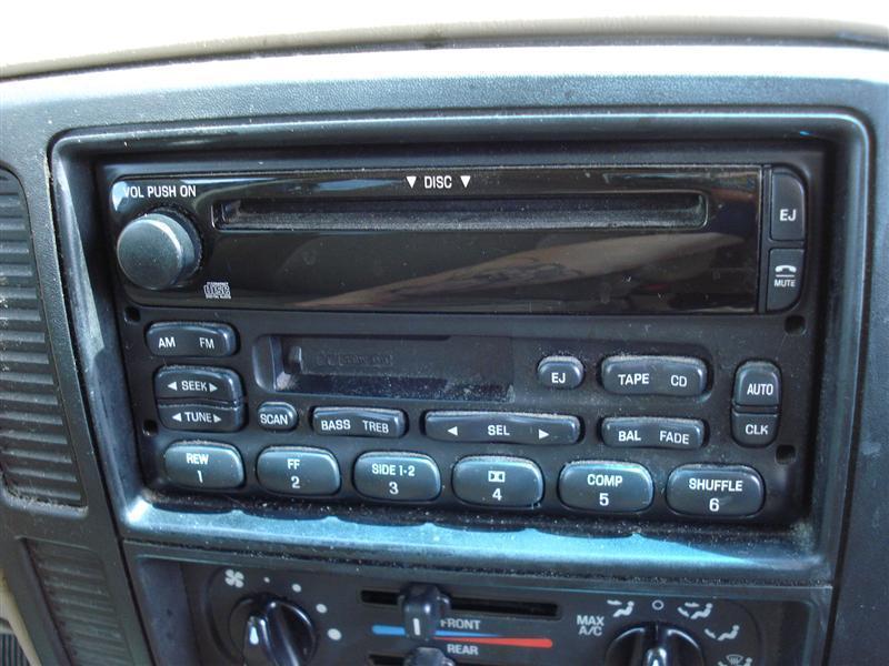 Radio/stereo for 00 01 02 03 windstar ~ am-fm-cass/cd player id 1f2f-18c868-aa