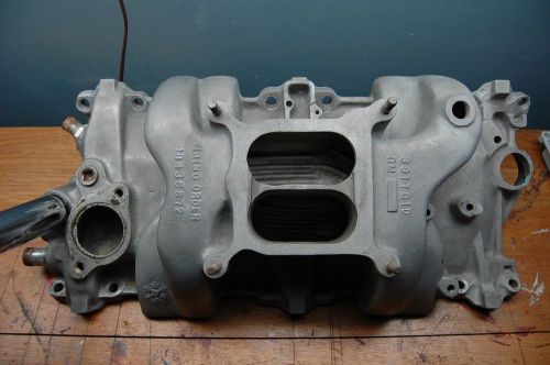 1968 camaro z28 302 intake manifold. dated 12.7.67 original chevrolet oem