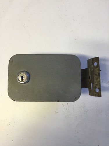 Jaguar xk150 fhc fuel filler door assembly