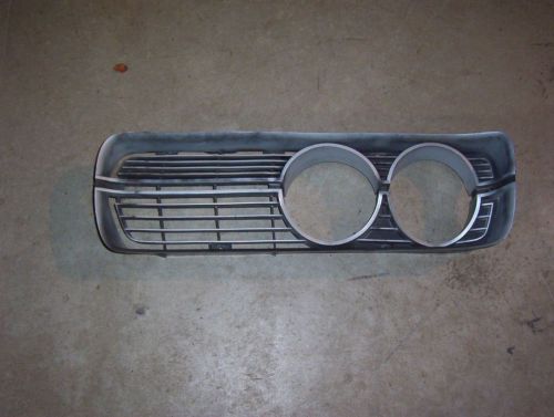 Mopar 1972 fury driver side grill in fair condition