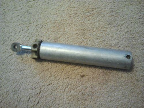 Oem 68-72 chevelle convertible  lift cylinder