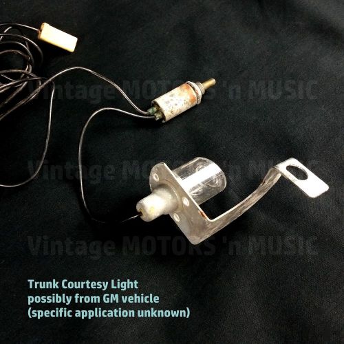 Vintage 1960-69 trunk courtesy service light with switch (unknown vehicle)