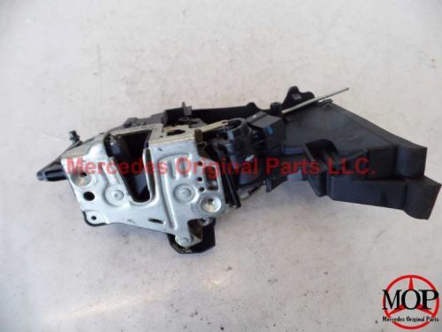 E320      1997 lock actuator 28789