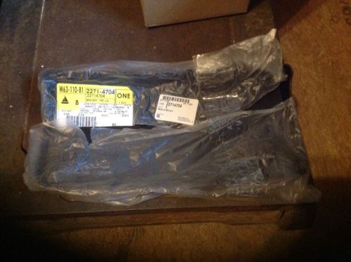 22714704 chevrolet hhr front license plate bracket 2006 2007 2008 2009 2010 2011