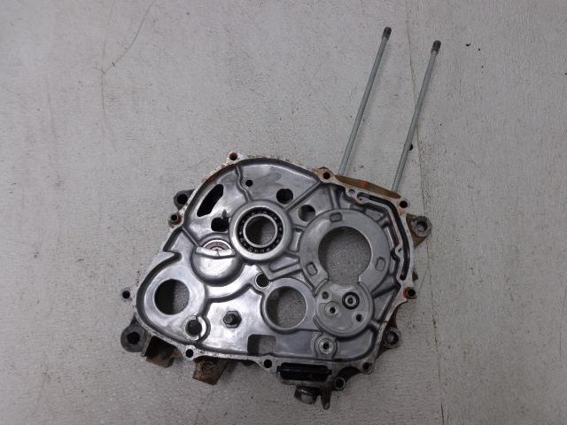 2002 honda xr100 xr 100 right engine center case