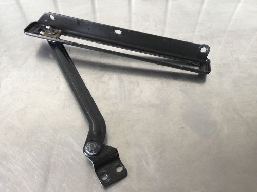 00-04 land rover range rover freelander tailgate lower hinge track slide